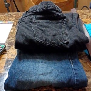 2 pairs of jeans